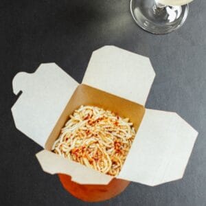 Nudle u Sechuan sosu box